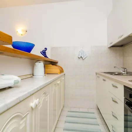 Apartment Pero *